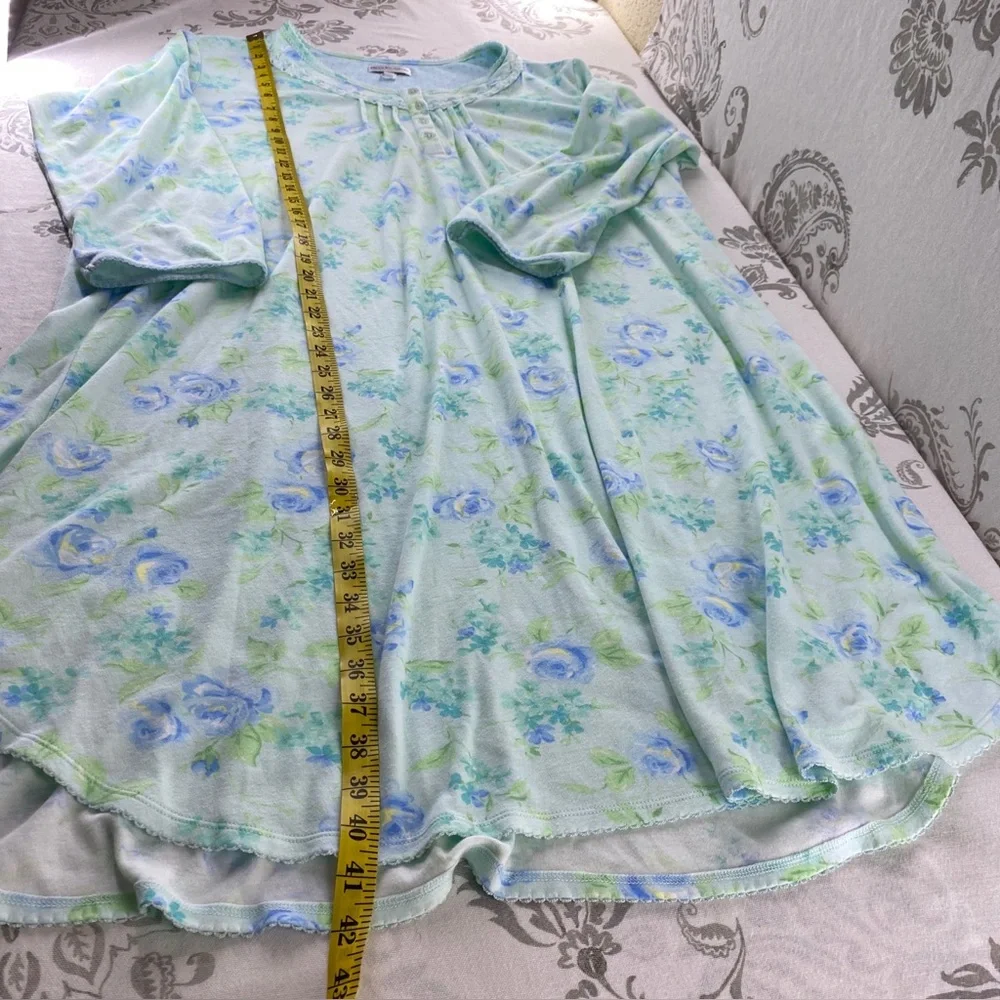 Miss Elaine‎ Long Nightgown Lace Blue Floral Long Sleeve Soft Cotton blend